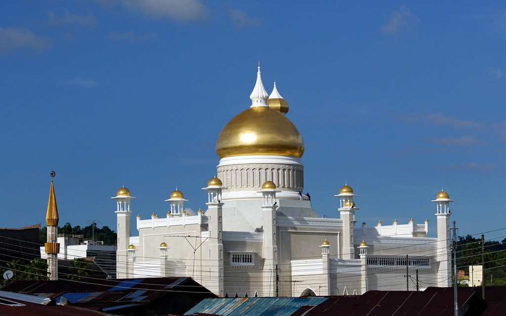 Kenapa Kita Sulit Bersyukur Padahal Nikmat Menumpuk Setiap Hari?